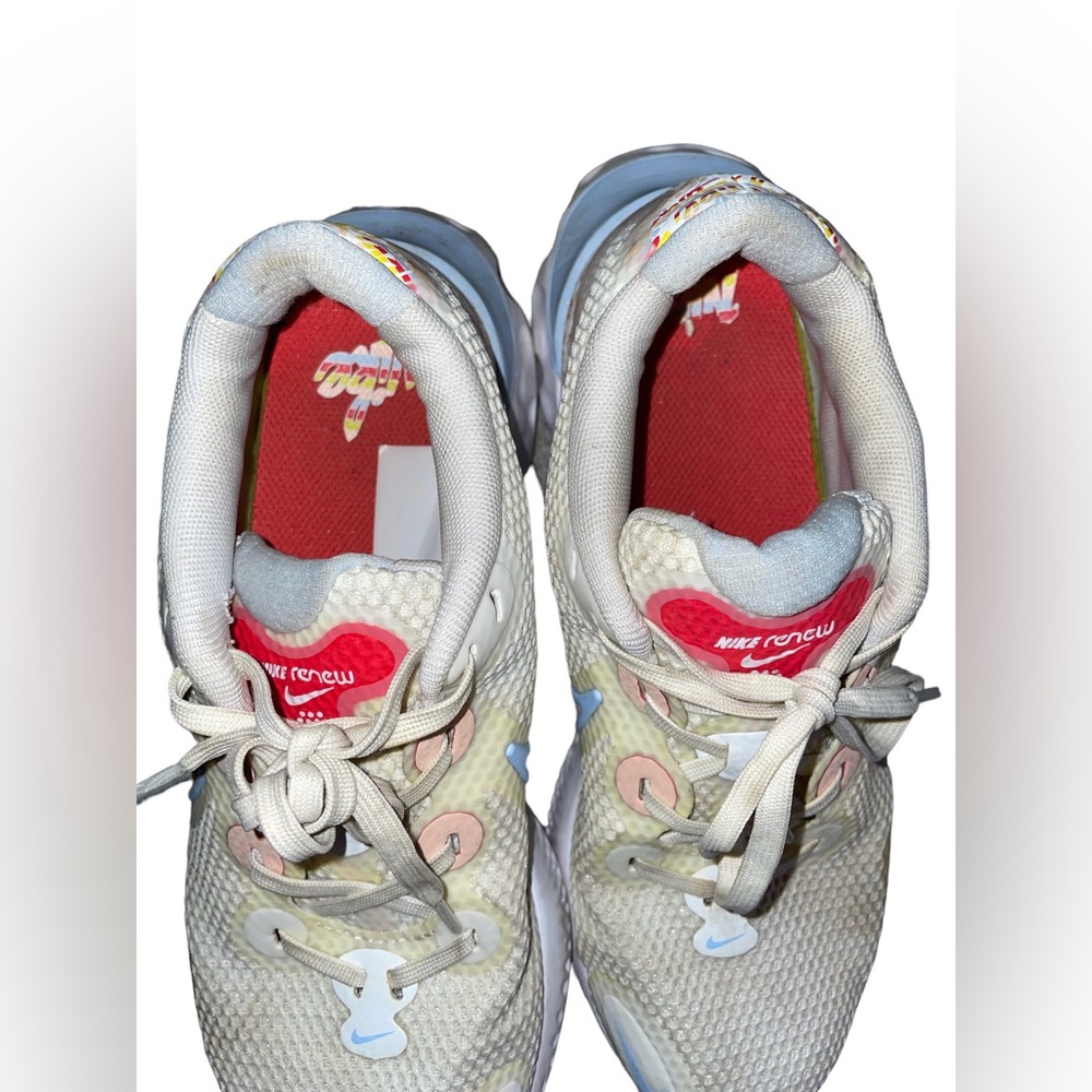 Nike renew run graffiti athletic shoes - Picture 3 of 8